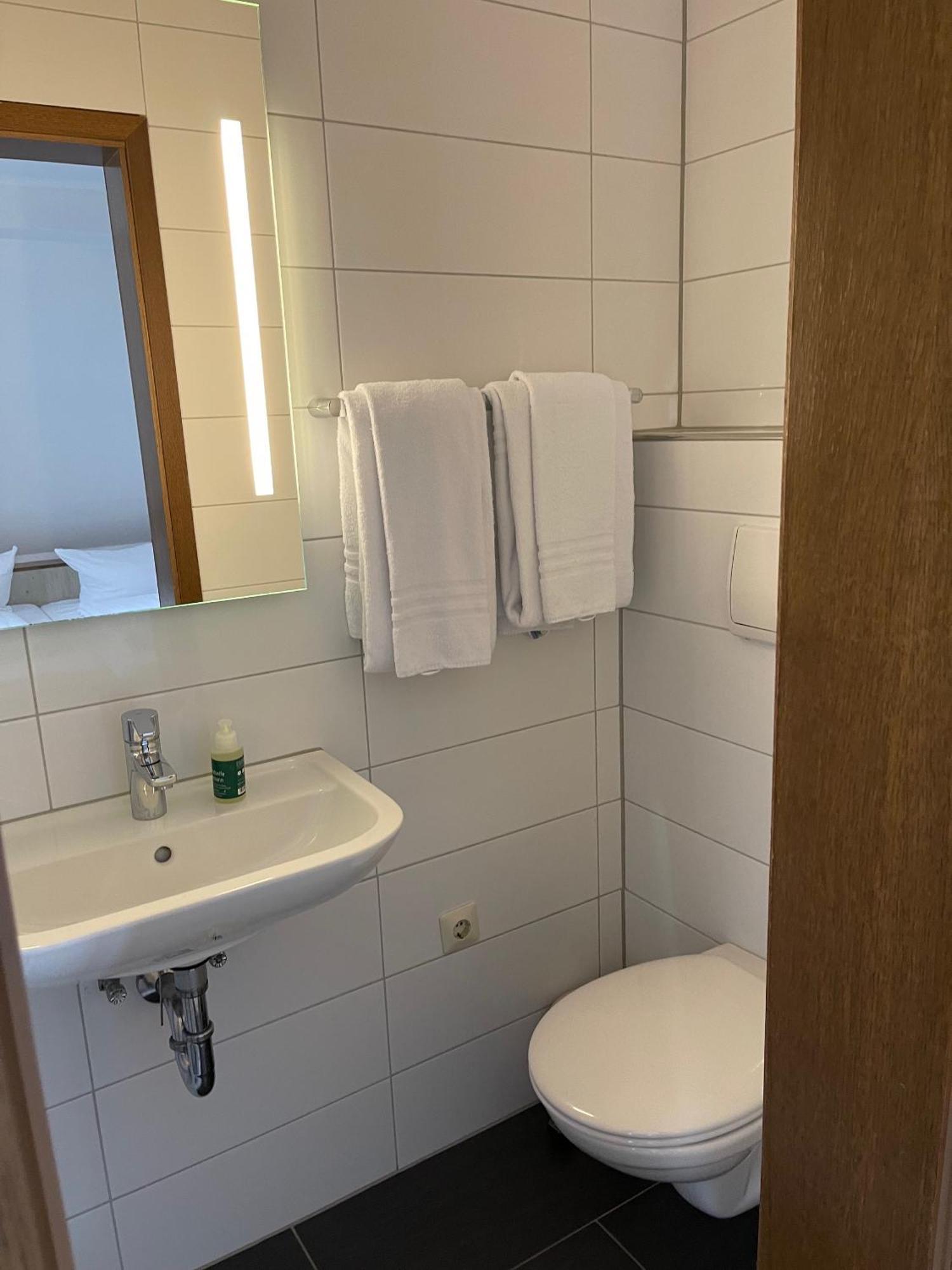 וולדורף Landhotel Sickinger Hof מראה חיצוני תמונה